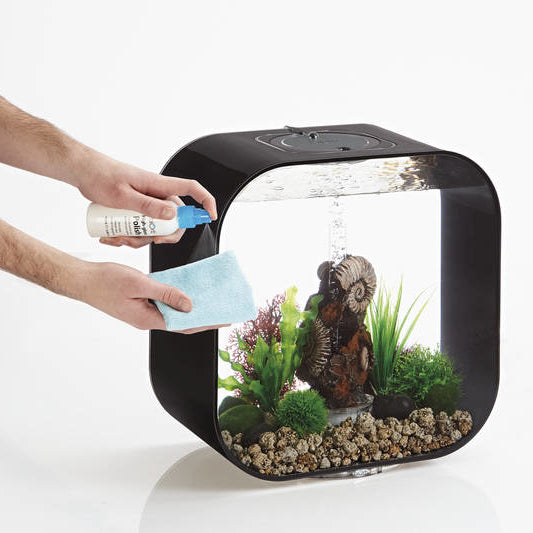 Oase BiOrb Polish and Cloth Accessory 46033