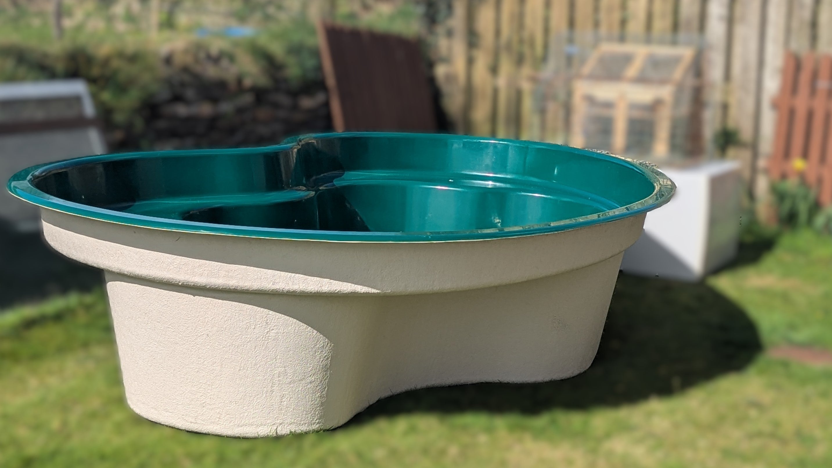 Nevada Fibreglass Pond | 3635L | 800 gal | Pond Products UK