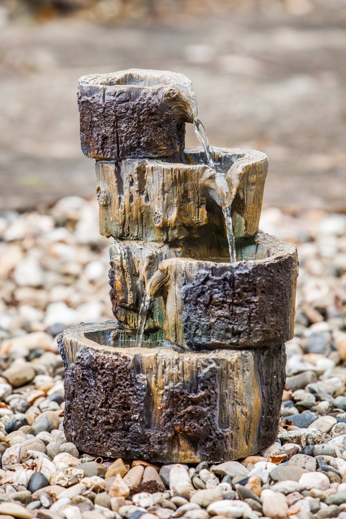 Heissner Water Features Tree Stump Cascade