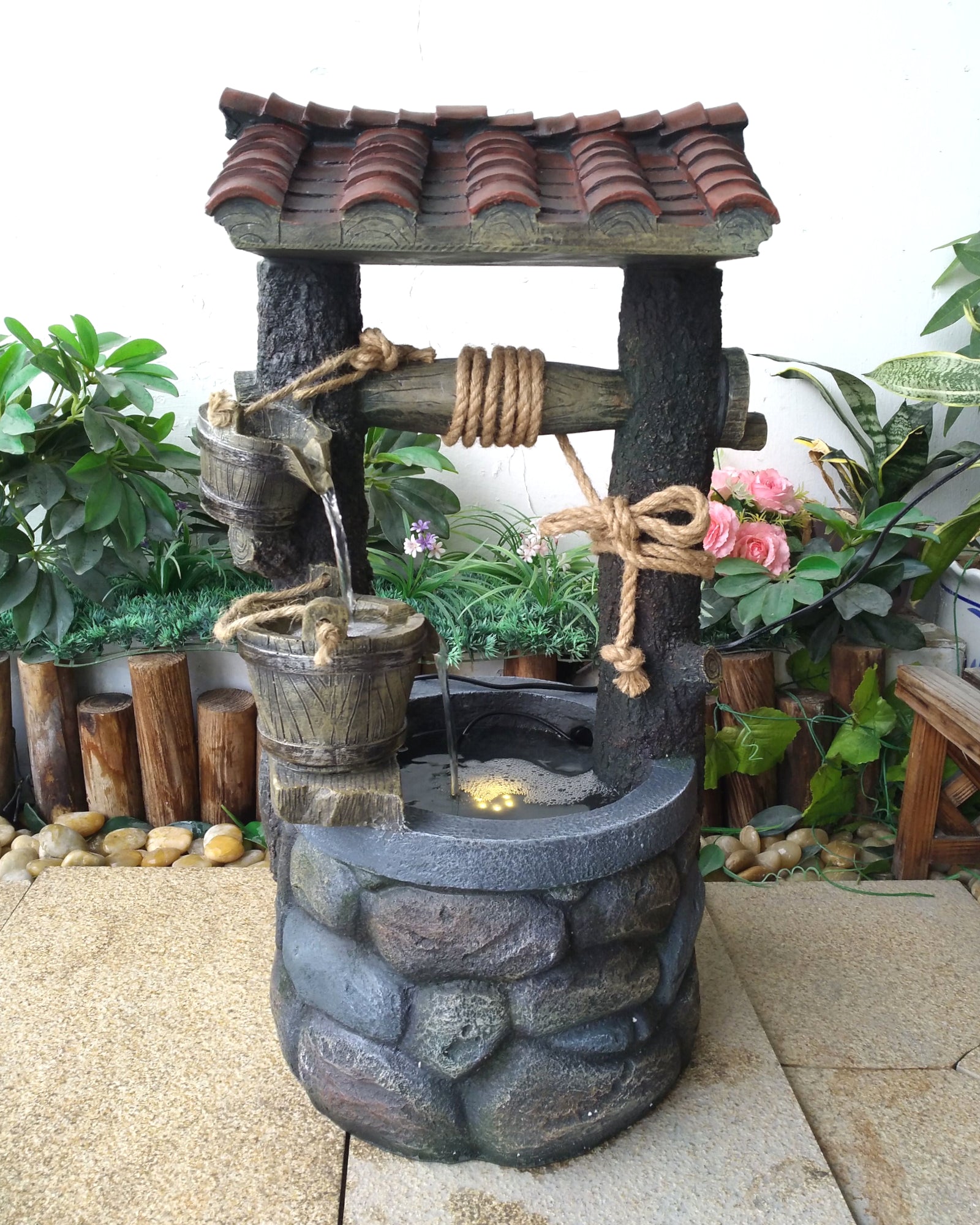 Heissner Water Features Wishing Well